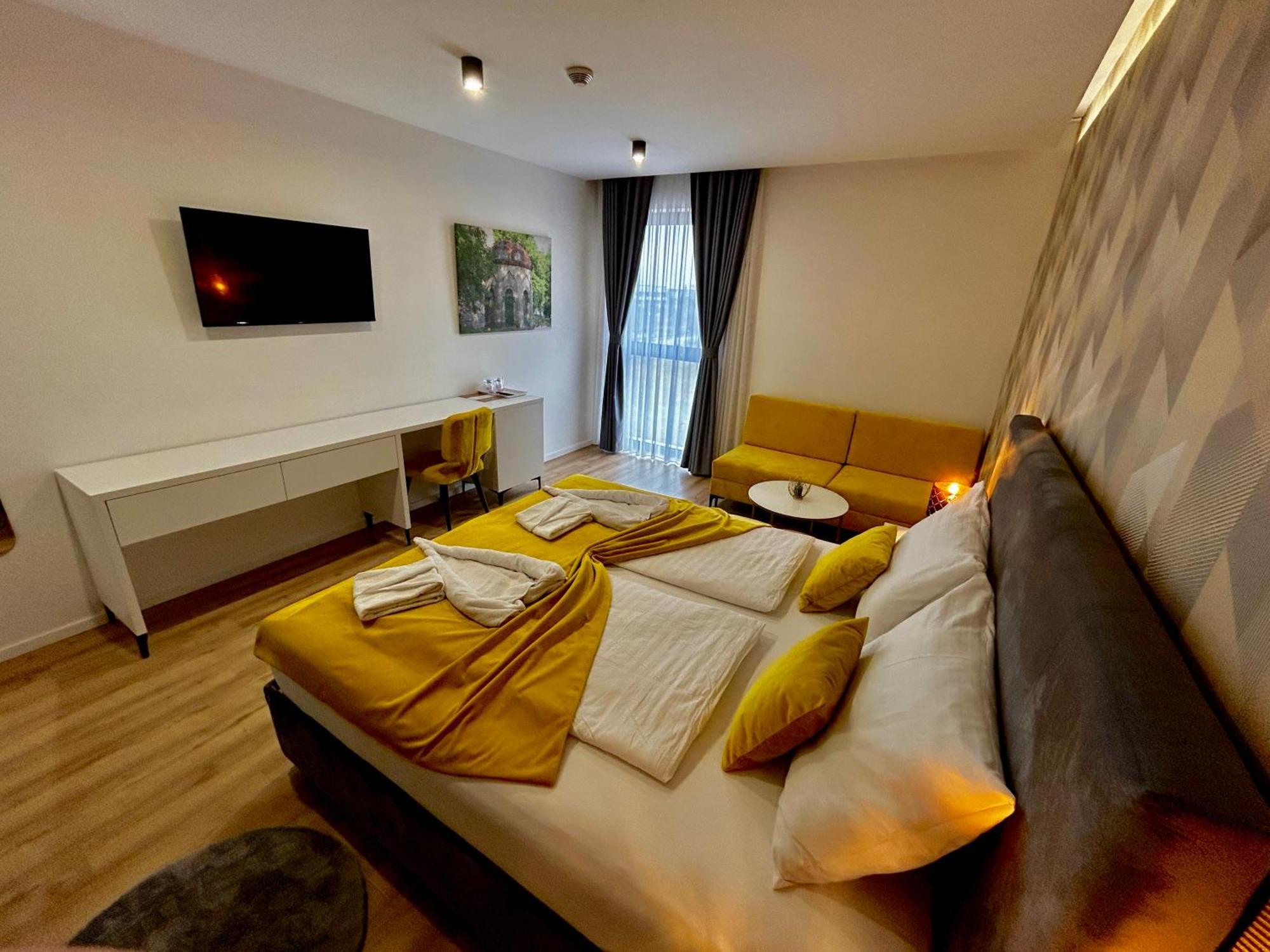 Hotel Gold Jet Bihać Zewnętrze zdjęcie